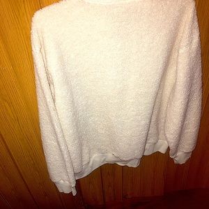 New pull over sweater 20 each